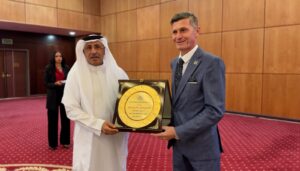 Dr. Mahmoud Shaaban honors Najran Specialized Hospital for peace and sustainable development excellence